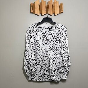 DKNY Black and White Patterned Blouse
